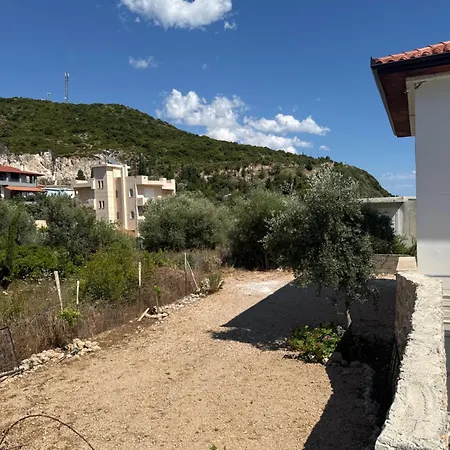 Duni Roots Residences * Dhërmi